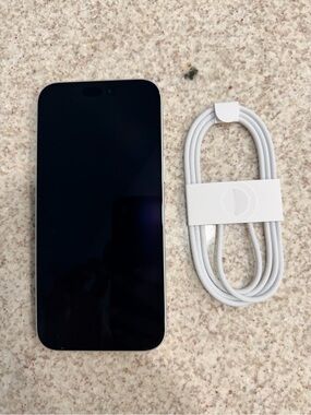 Apple iPhone 17 Pro Max 256GB Unlocked Silver with Charging Cable
